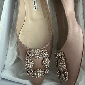 Manolo Blahnik Hangisi Flat Size 39.5